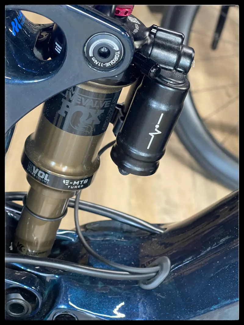 2022 Giant Trance X Advanced E+ 0 25km/h Men's MTB in Medium Metallic Navy-5